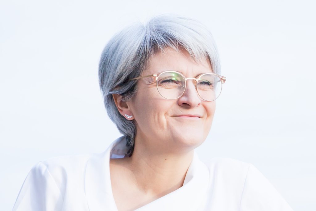 Portrait de Dana Cizniar, massothérapeute agréée ASCA à Genève et Nyon